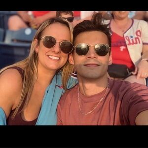 Meet your Posher, Devin